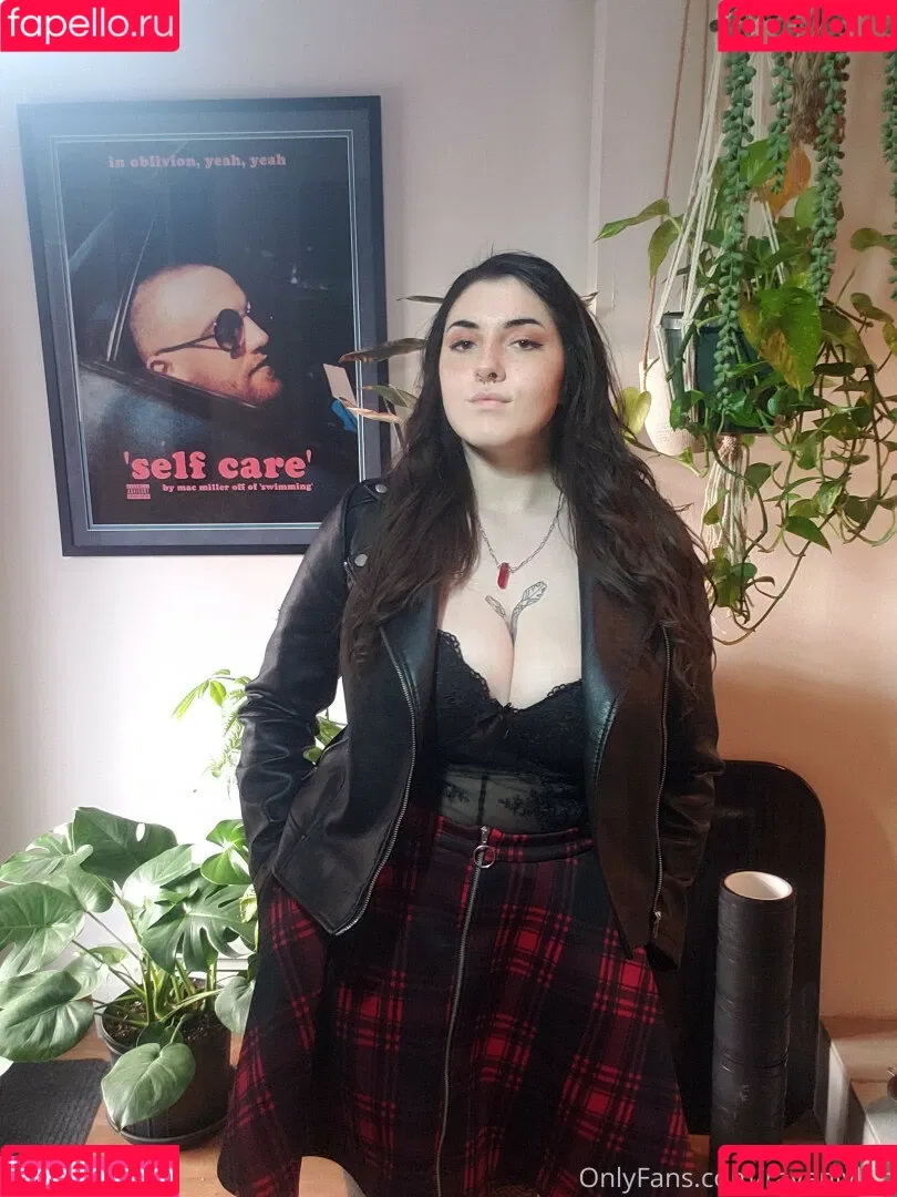 ravenlylith Onlyfans Photo Gallery 