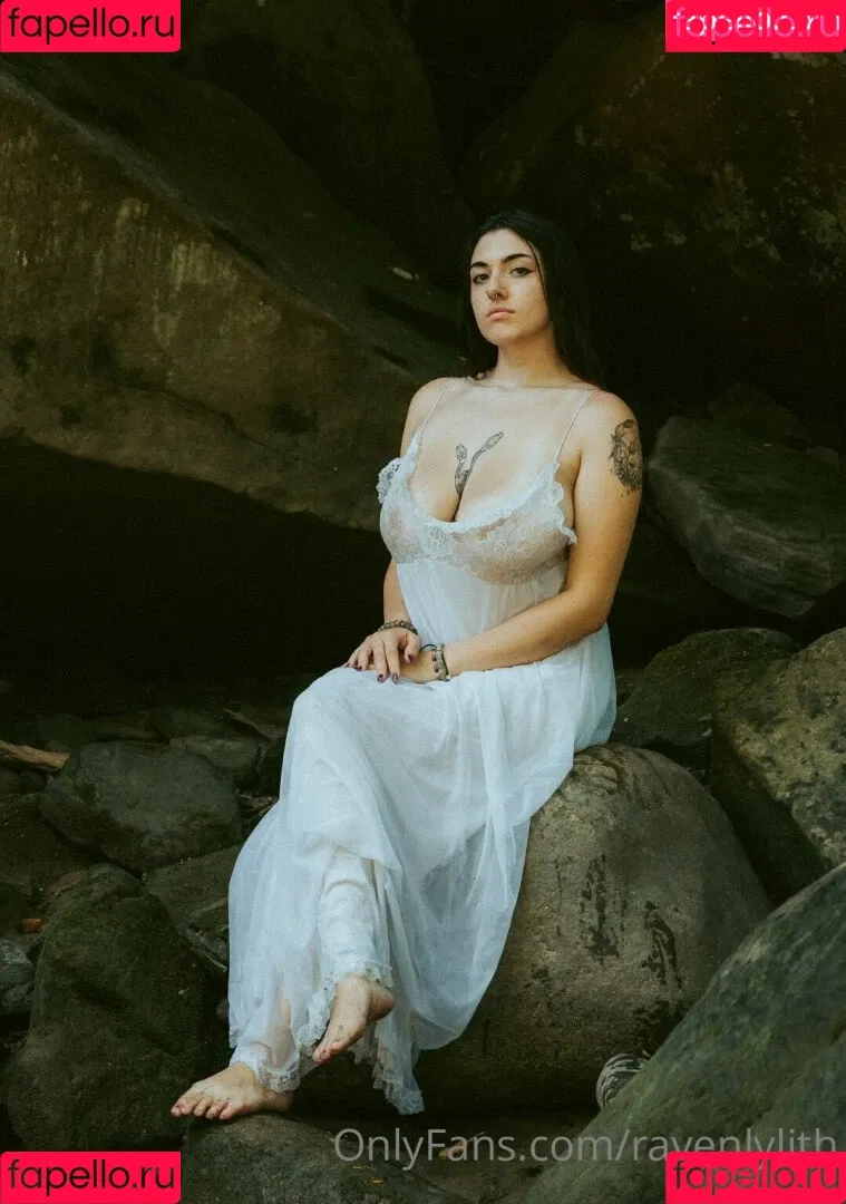 ravenlylith Onlyfans Photo Gallery 