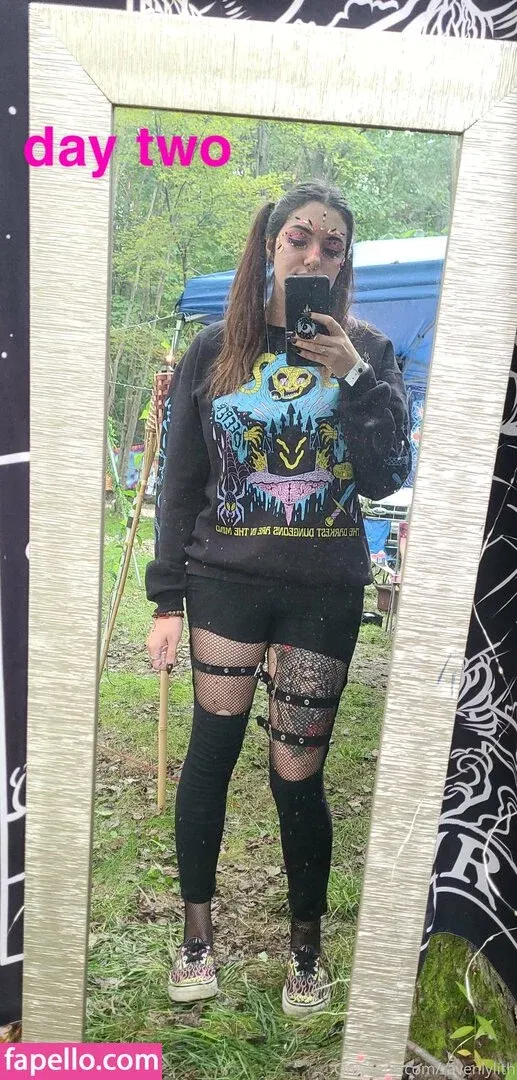 ravenlylith Onlyfans Photo Gallery 