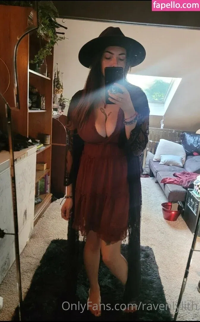 ravenlylith Onlyfans Photo Gallery 