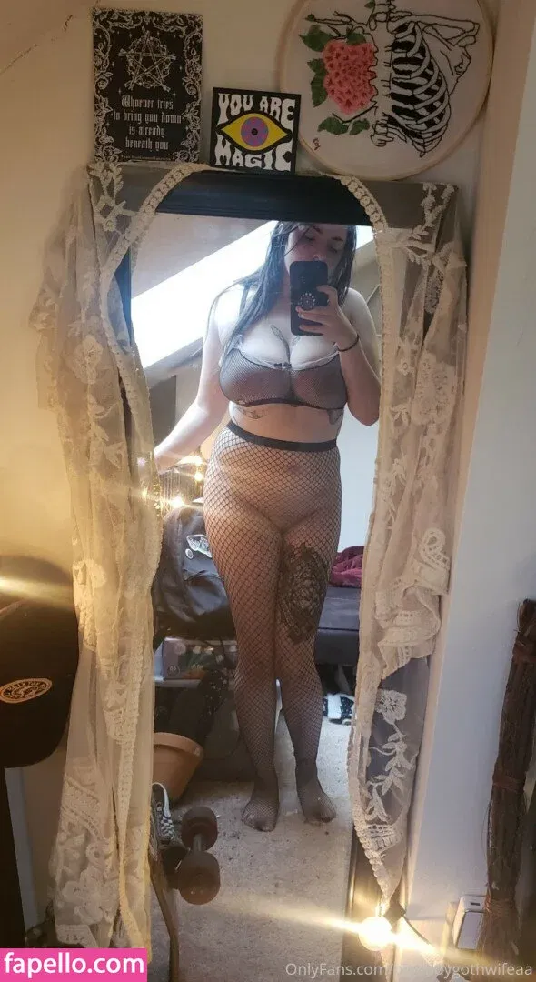 ravenlylith Onlyfans Photo Gallery 