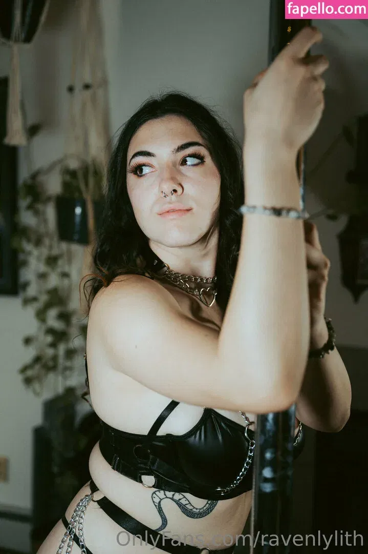 ravenlylith Onlyfans Photo Gallery 
