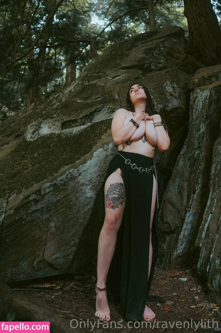 ravenlylith Onlyfans Photo Gallery 