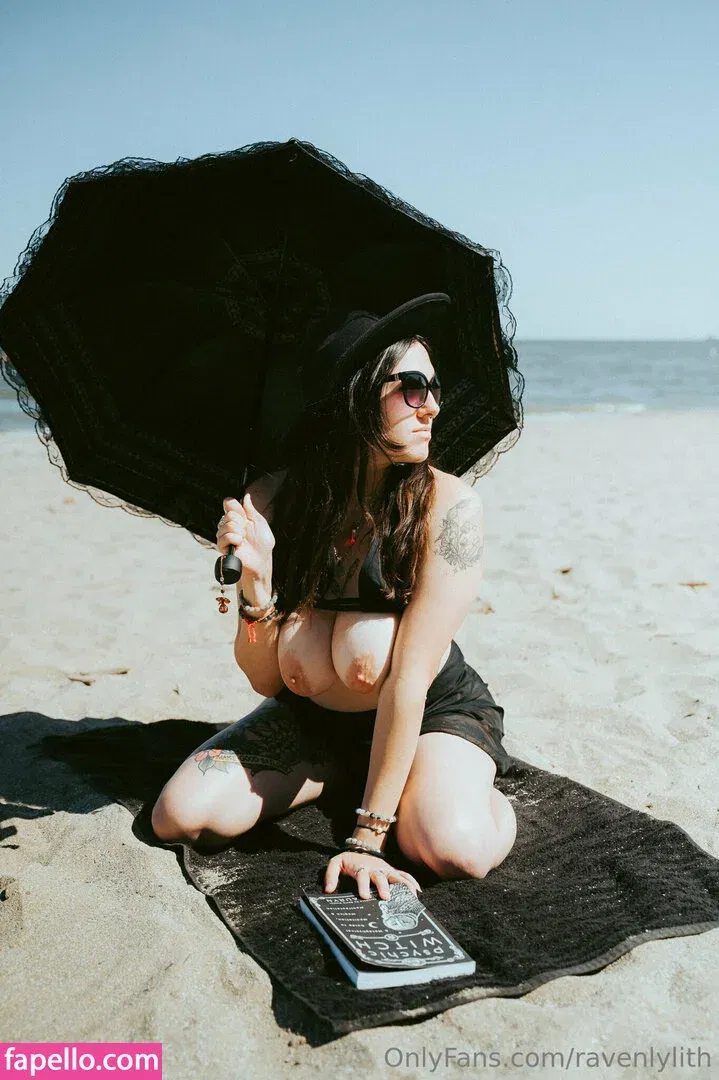 ravenlylith Onlyfans Photo Gallery 