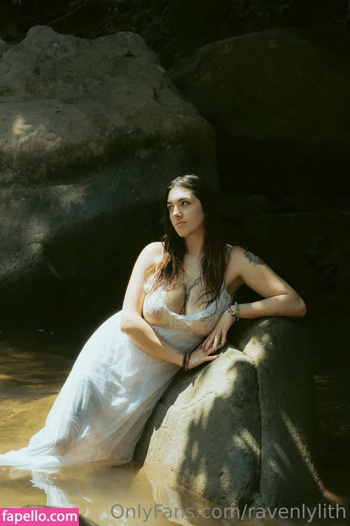 ravenlylith Onlyfans Photo Gallery 