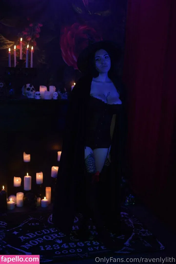 ravenlylith Onlyfans Photo Gallery 