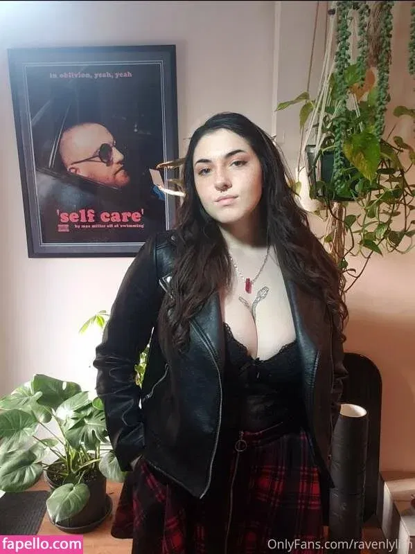 ravenlylith Onlyfans Photo Gallery 