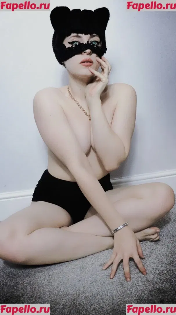 Kirsten Ria Onlyfans Photo Gallery 