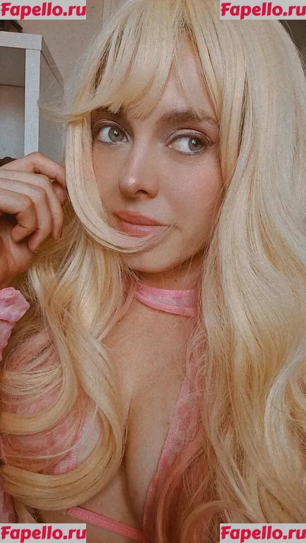 Kirsten Ria Onlyfans Photo Gallery 
