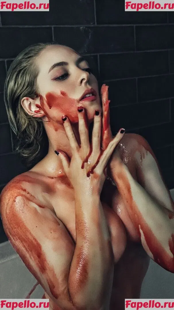 Kirsten Ria Onlyfans Photo Gallery 