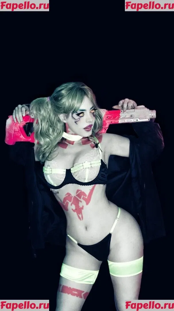 Kirsten Ria Onlyfans Photo Gallery 