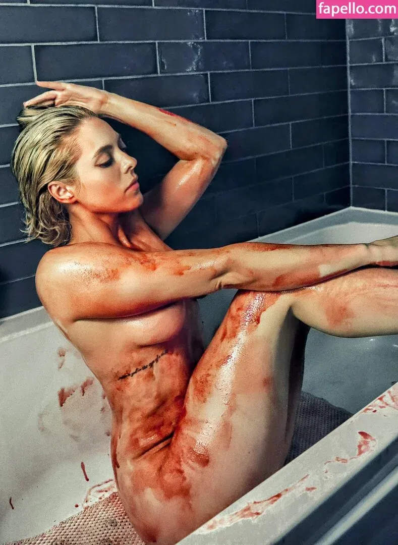 Kirsten Ria Onlyfans Photo Gallery 