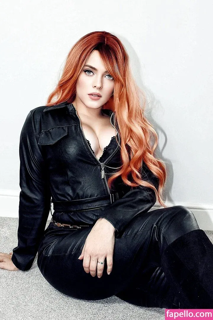 Kirsten Ria Onlyfans Photo Gallery 