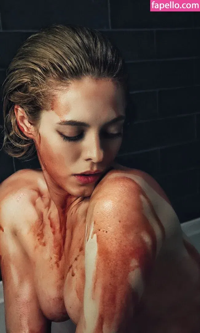 Kirsten Ria Onlyfans Photo Gallery 