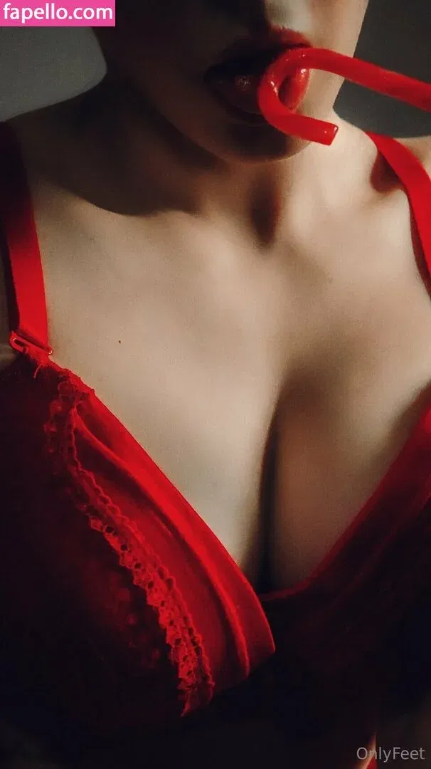 Kirsten Ria Onlyfans Photo Gallery 