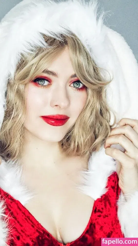 Kirsten Ria Onlyfans Photo Gallery 