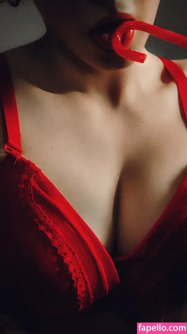 Kirsten Ria Onlyfans Photo Gallery 