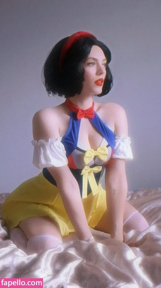 Kirsten Ria Onlyfans Photo Gallery 