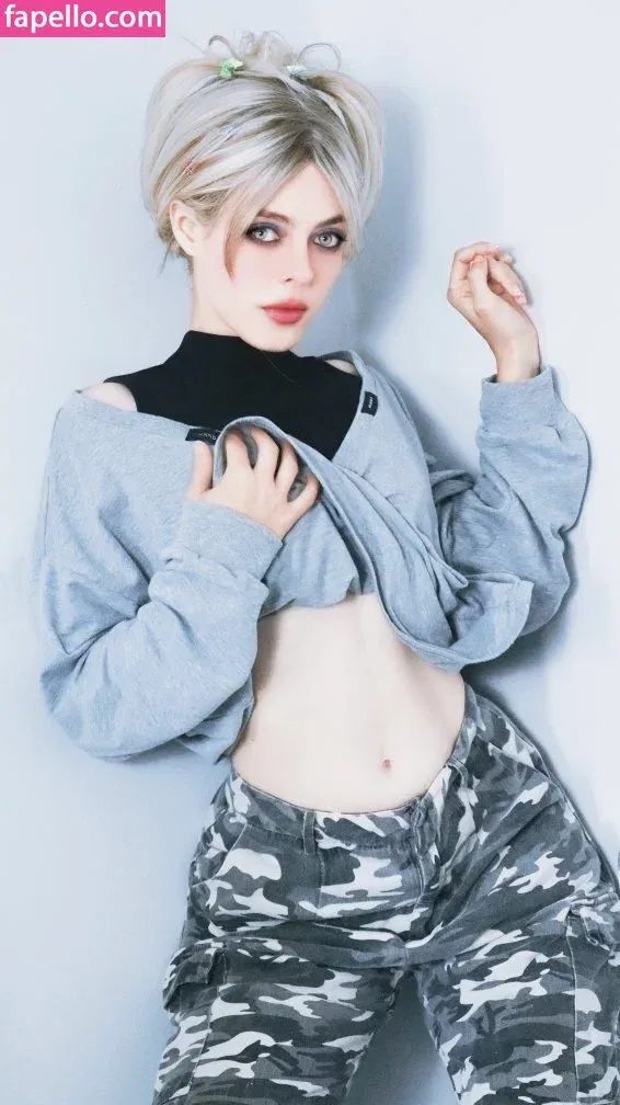 Kirsten Ria Onlyfans Photo Gallery 