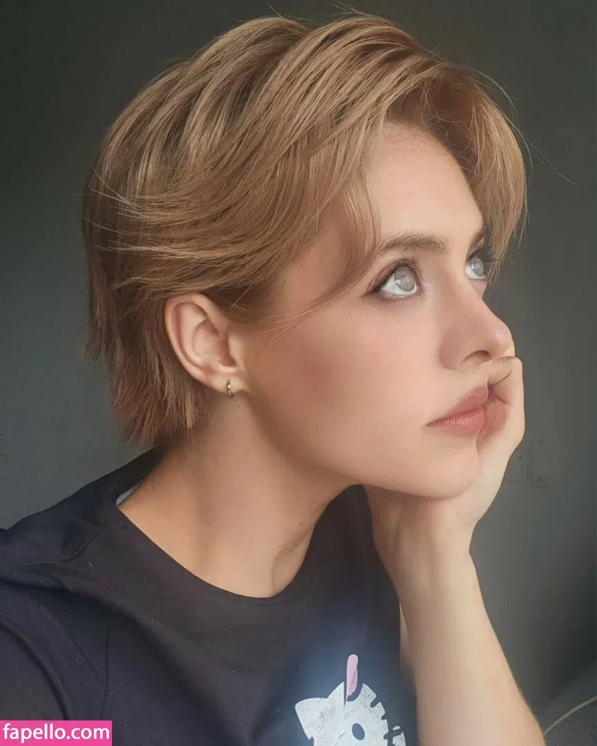 Kirsten Ria Onlyfans Photo Gallery 