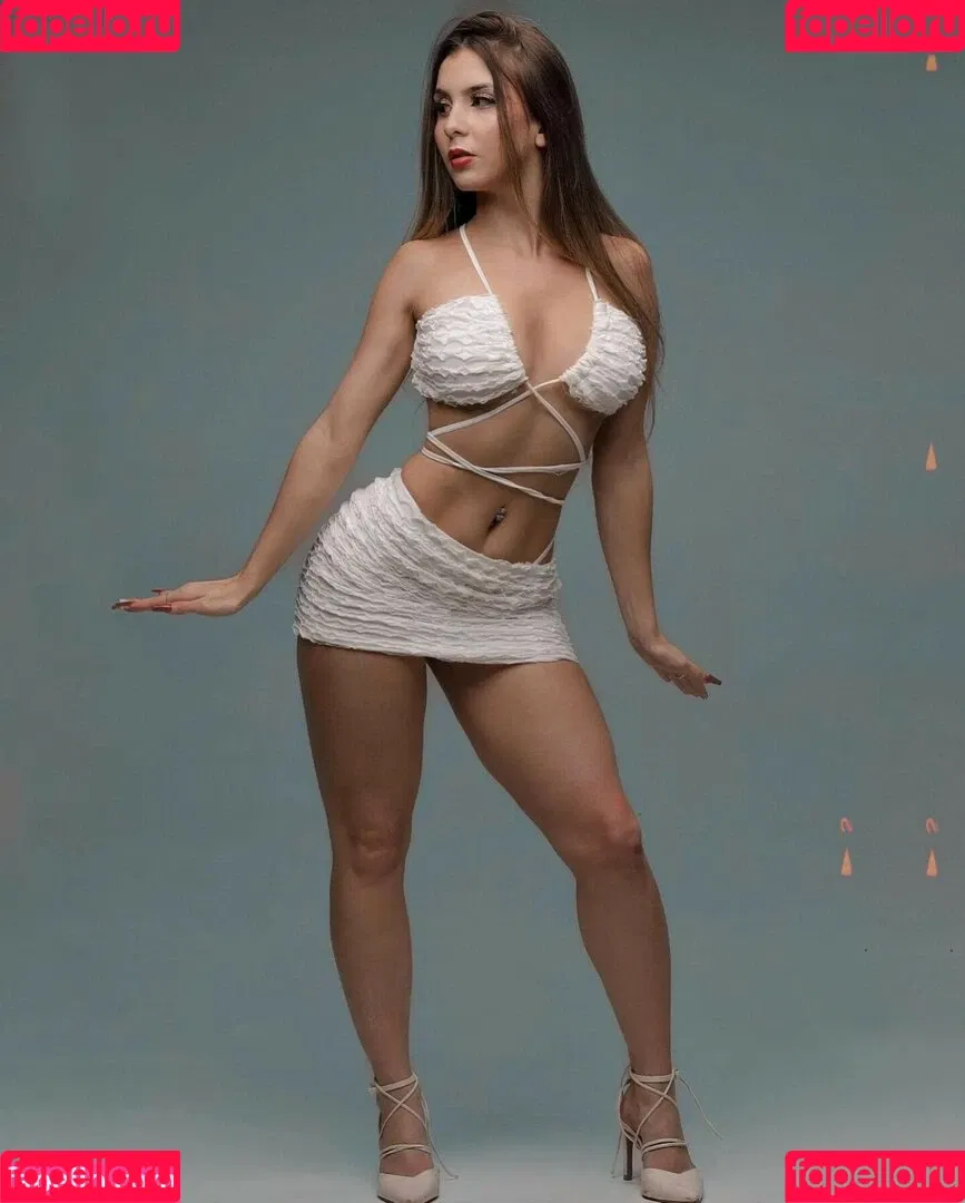 Dienifer Lima Onlyfans Photo Gallery 