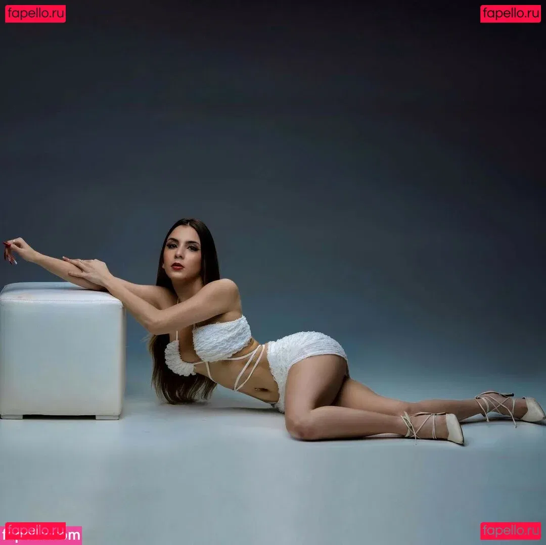 Dienifer Lima Onlyfans Photo Gallery 