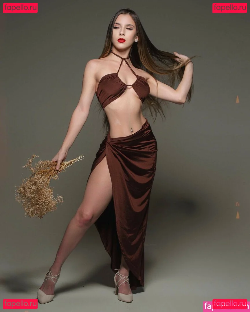 Dienifer Lima Onlyfans Photo Gallery 