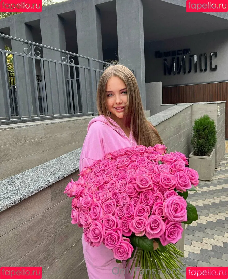 vi_angel Onlyfans Photo Gallery 