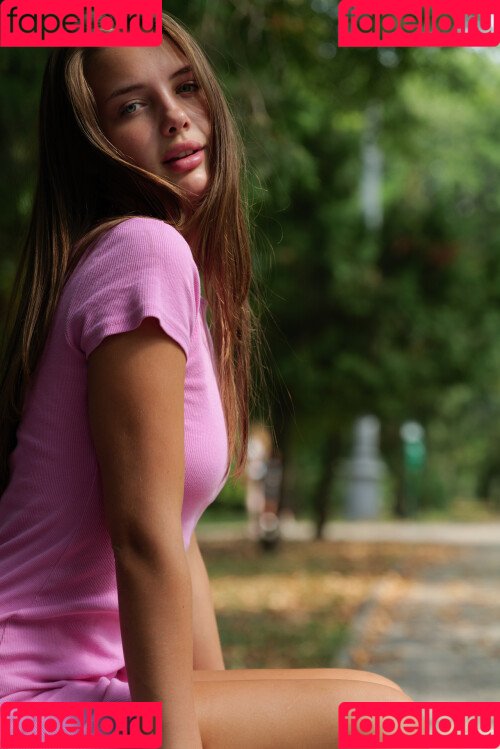 vi_angel Onlyfans Photo Gallery 