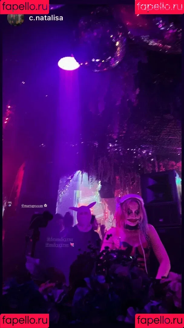 Brandi Cyrus Onlyfans Photo Gallery 
