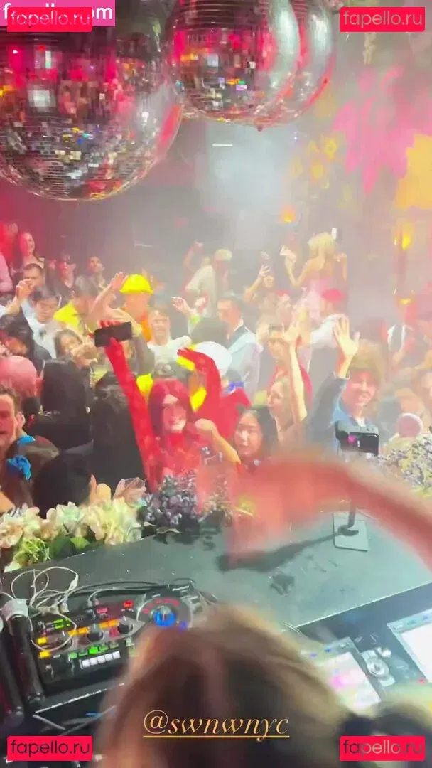 Brandi Cyrus Onlyfans Photo Gallery 