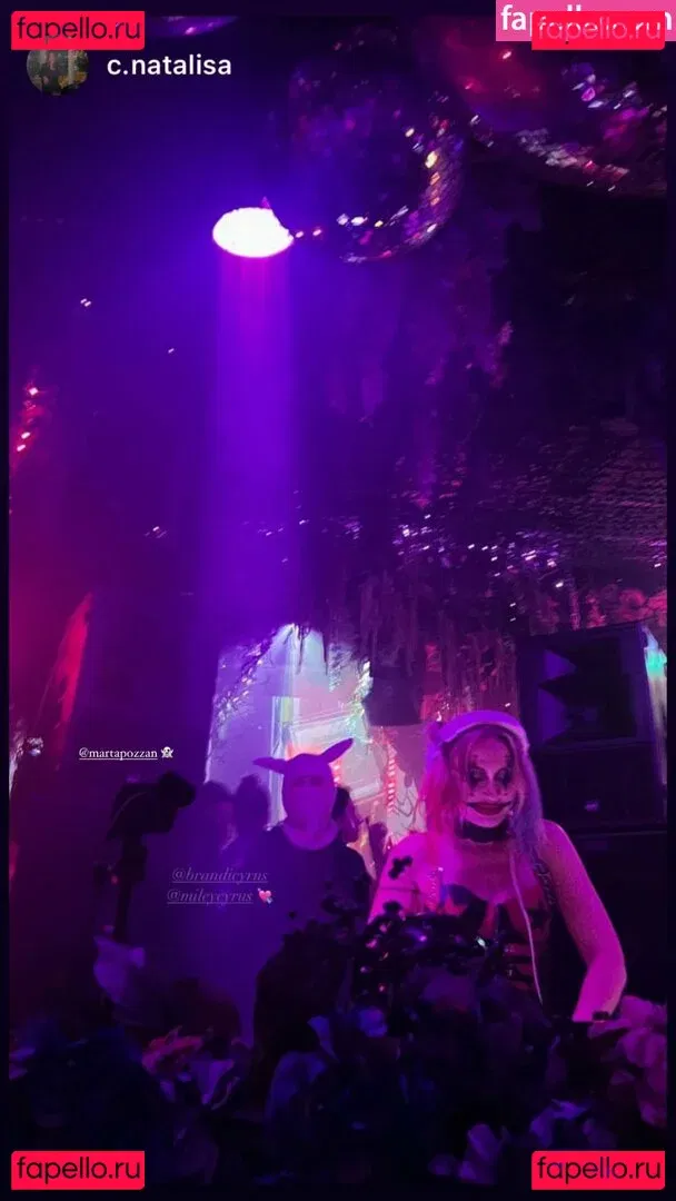 Brandi Cyrus Onlyfans Photo Gallery 