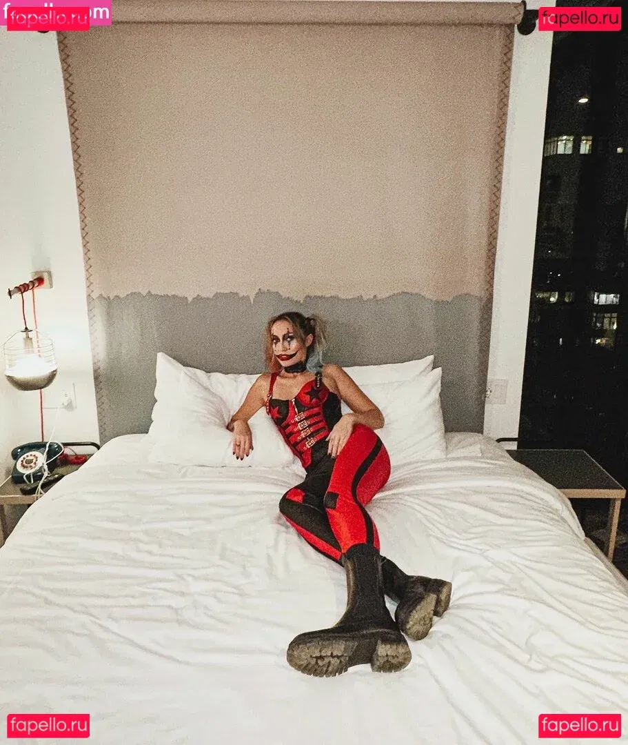 Brandi Cyrus Onlyfans Photo Gallery 