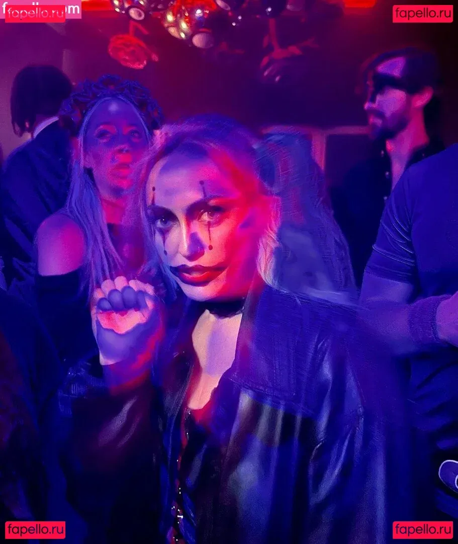 Brandi Cyrus Onlyfans Photo Gallery 