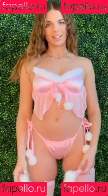 Victoria Xavier Onlyfans Photo Gallery 