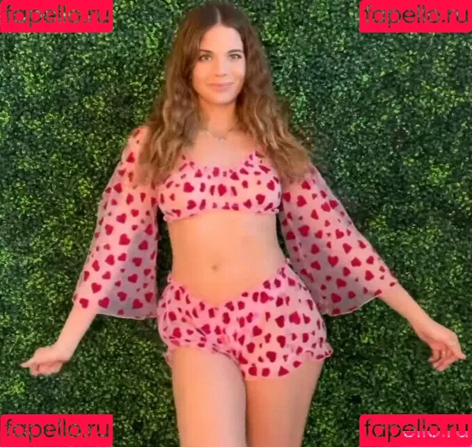Victoria Xavier Onlyfans Photo Gallery 