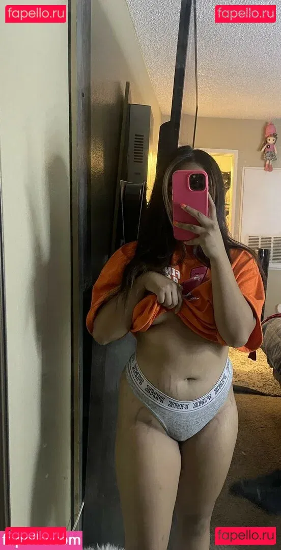 ellyylovess Onlyfans Photo Gallery 