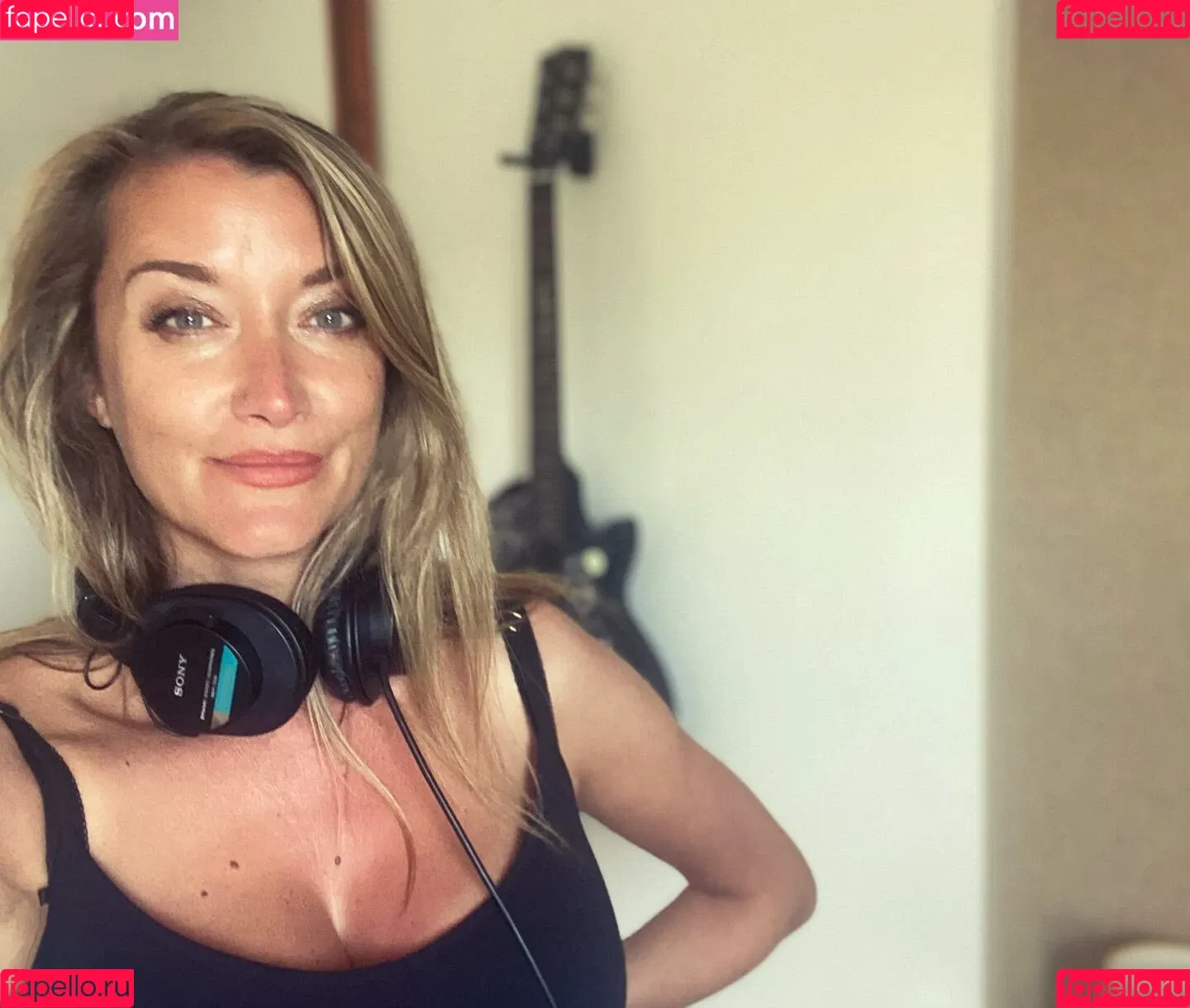 Sarah Champion Onlyfans Photo Gallery 