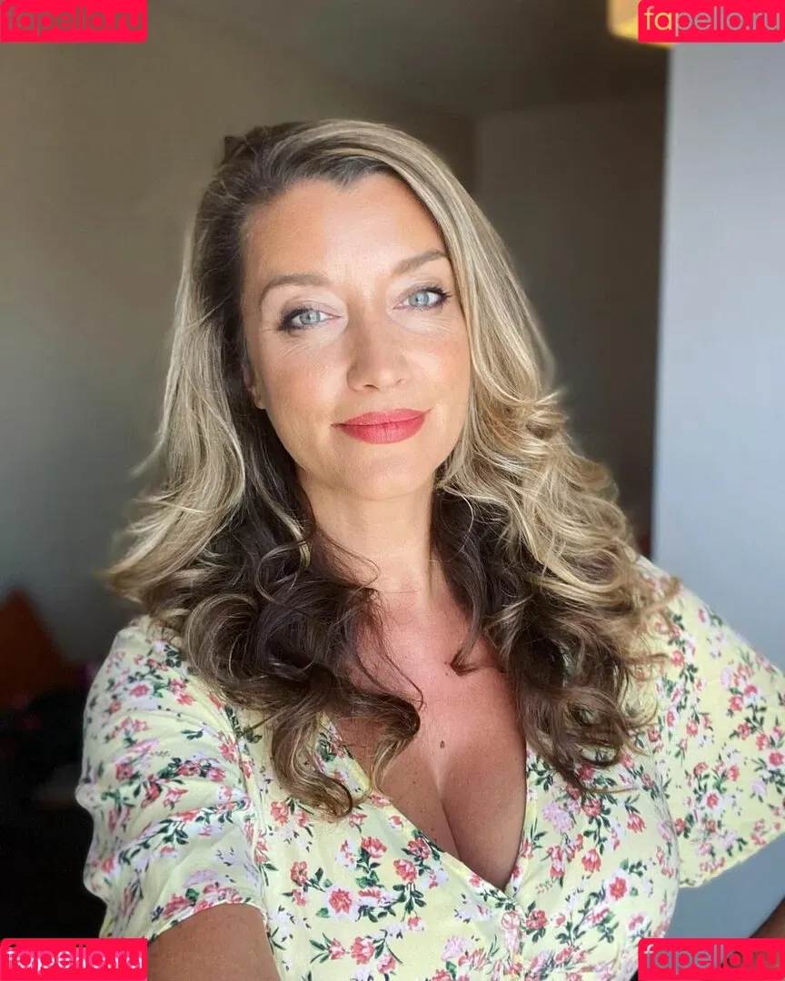 Sarah Champion Onlyfans Photo Gallery 