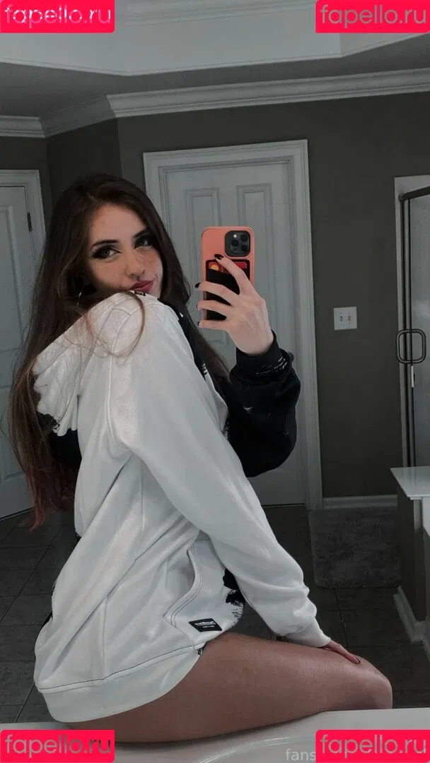 luweazl Onlyfans Photo Gallery 