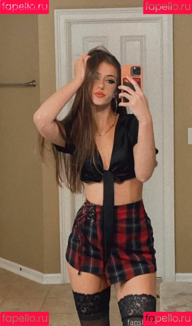 luweazl Onlyfans Photo Gallery 