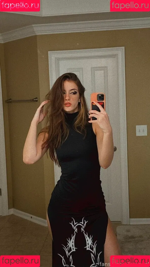 luweazl Onlyfans Photo Gallery 