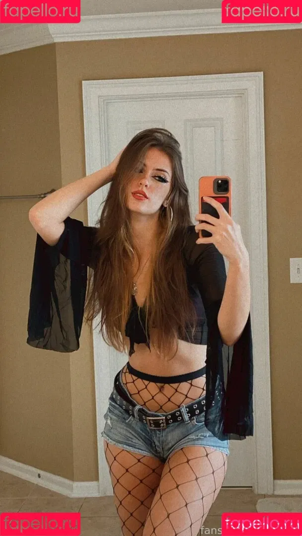 luweazl Onlyfans Photo Gallery 