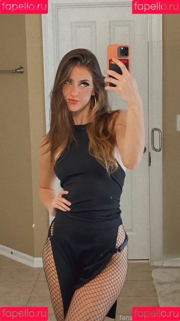 luweazl Onlyfans Photo Gallery 