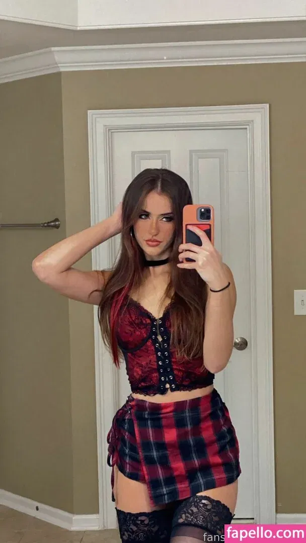 luweazl Onlyfans Photo Gallery 