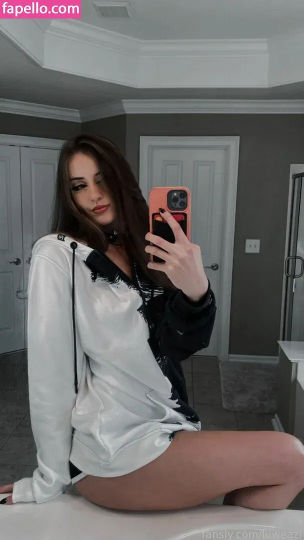 luweazl Onlyfans Photo Gallery 