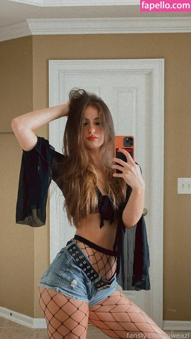 luweazl Onlyfans Photo Gallery 