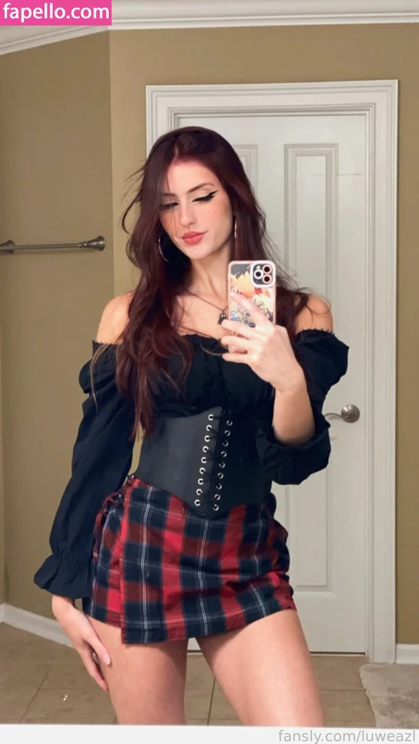luweazl Onlyfans Photo Gallery 