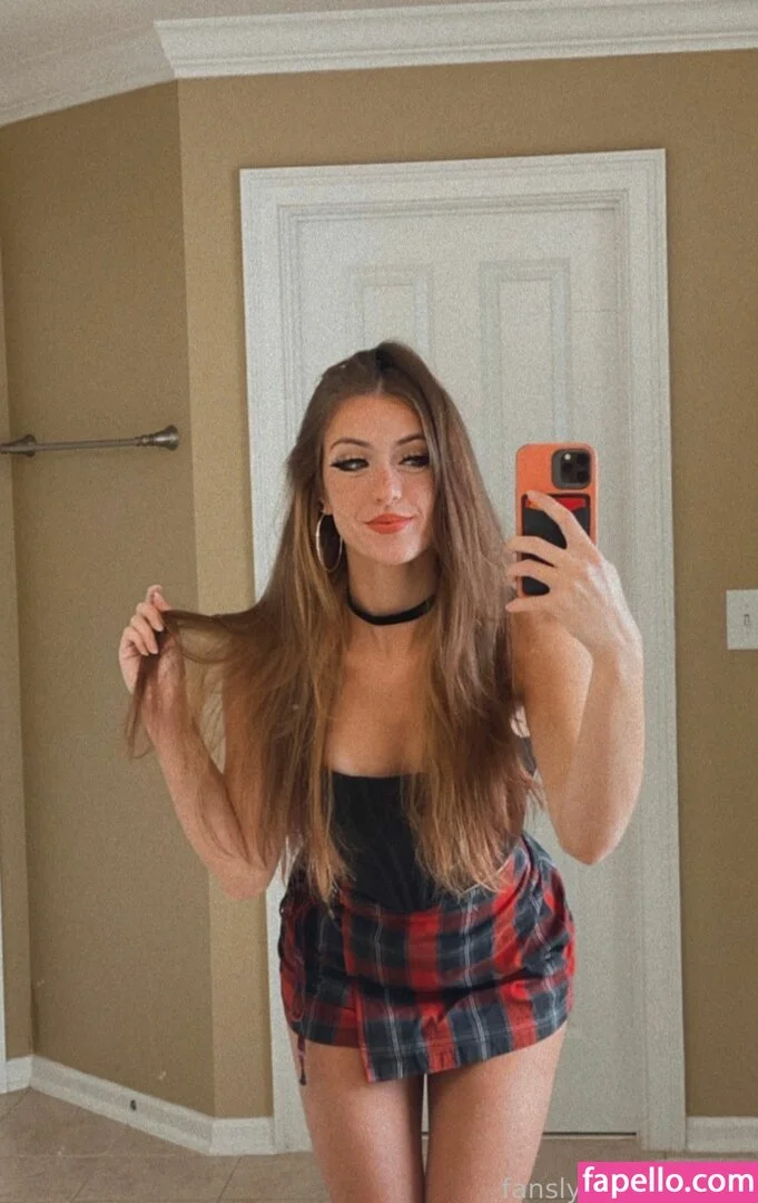 luweazl Onlyfans Photo Gallery 