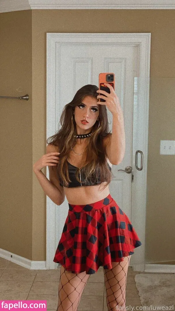 luweazl Onlyfans Photo Gallery 